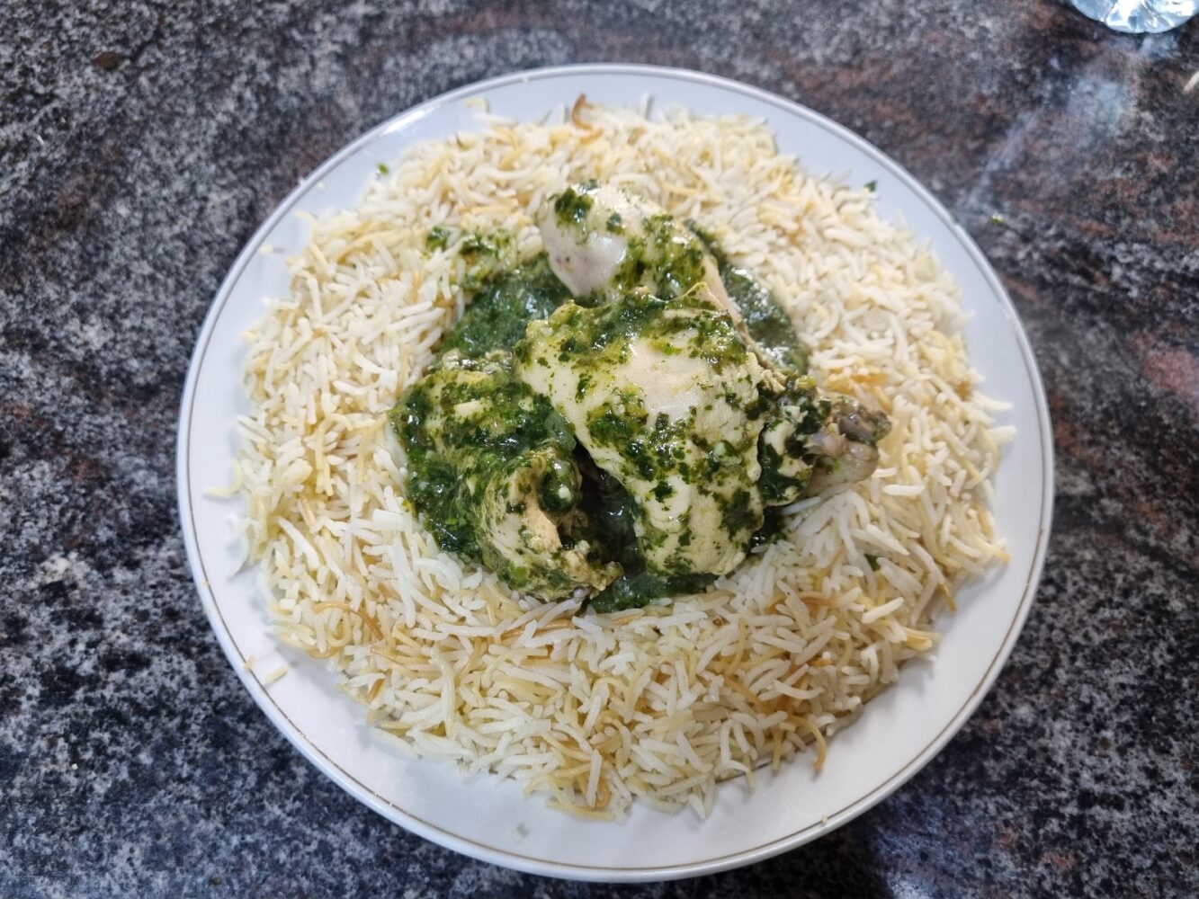 وصفة الملوخية بالدجاج على الطريقة المنزلية